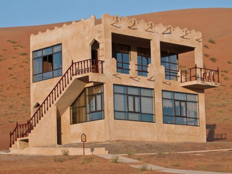 Luxe tent Thousand Nights Camp Shāhiq